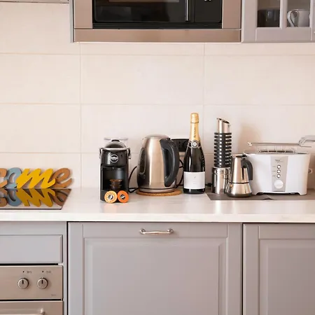 Quiet Boutique Garage Nearby - Le Bicocche Di Joyce - * Trieste