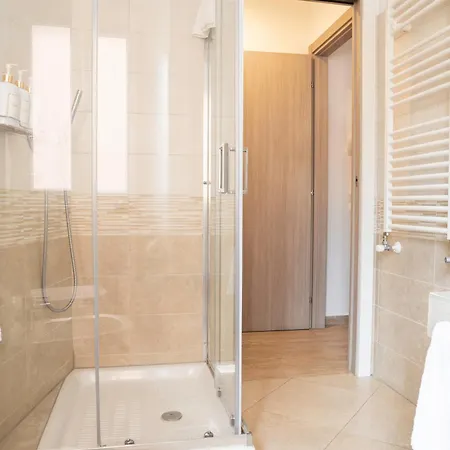 Apartamento Quiet Boutique Garage Nearby - Le Bicocche Di Joyce - *